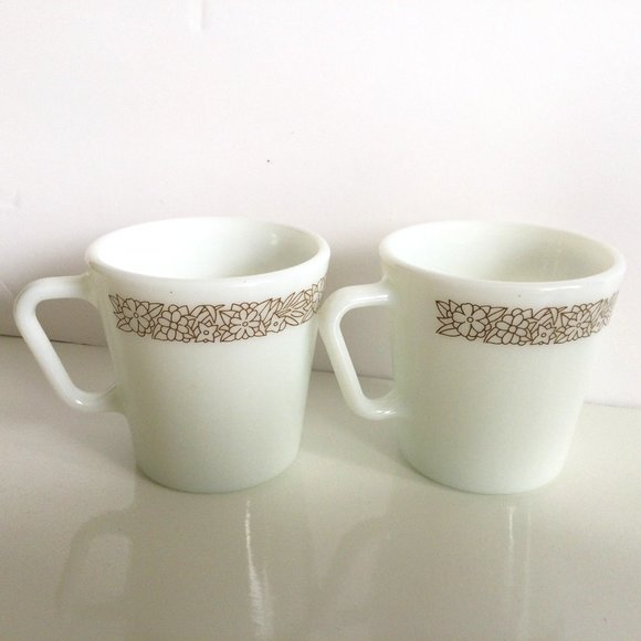 Pyrex Other - Pyrex Woodland Retro Vintage Coffee Cups D Handles Set of Two Corning